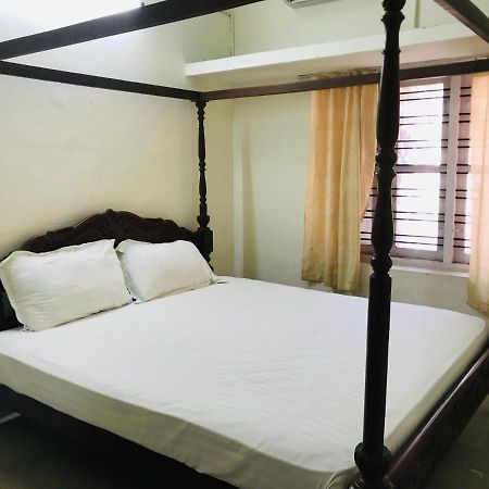 Kochi Ballard Bungallow מראה חיצוני תמונה