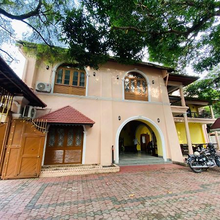 Kochi Ballard Bungallow מראה חיצוני תמונה