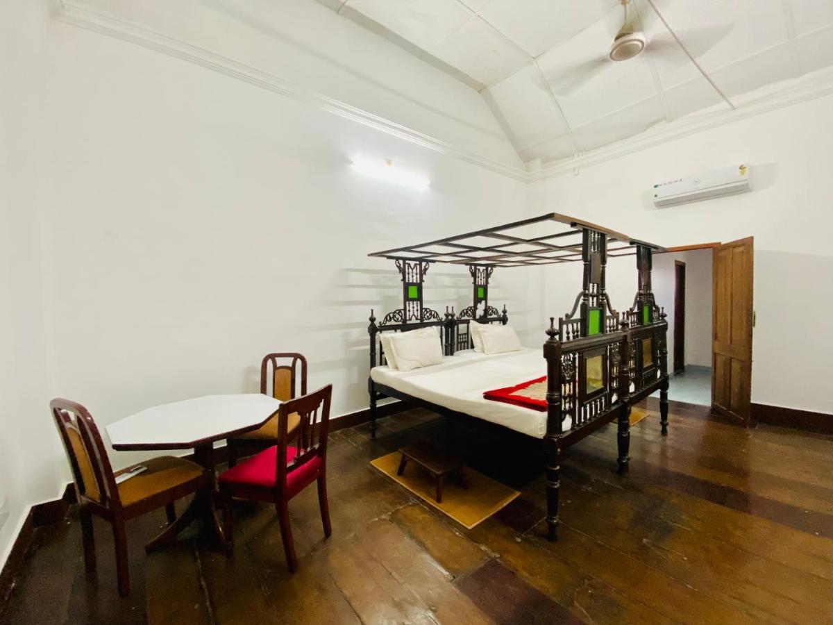 Kochi Ballard Bungallow מראה חיצוני תמונה